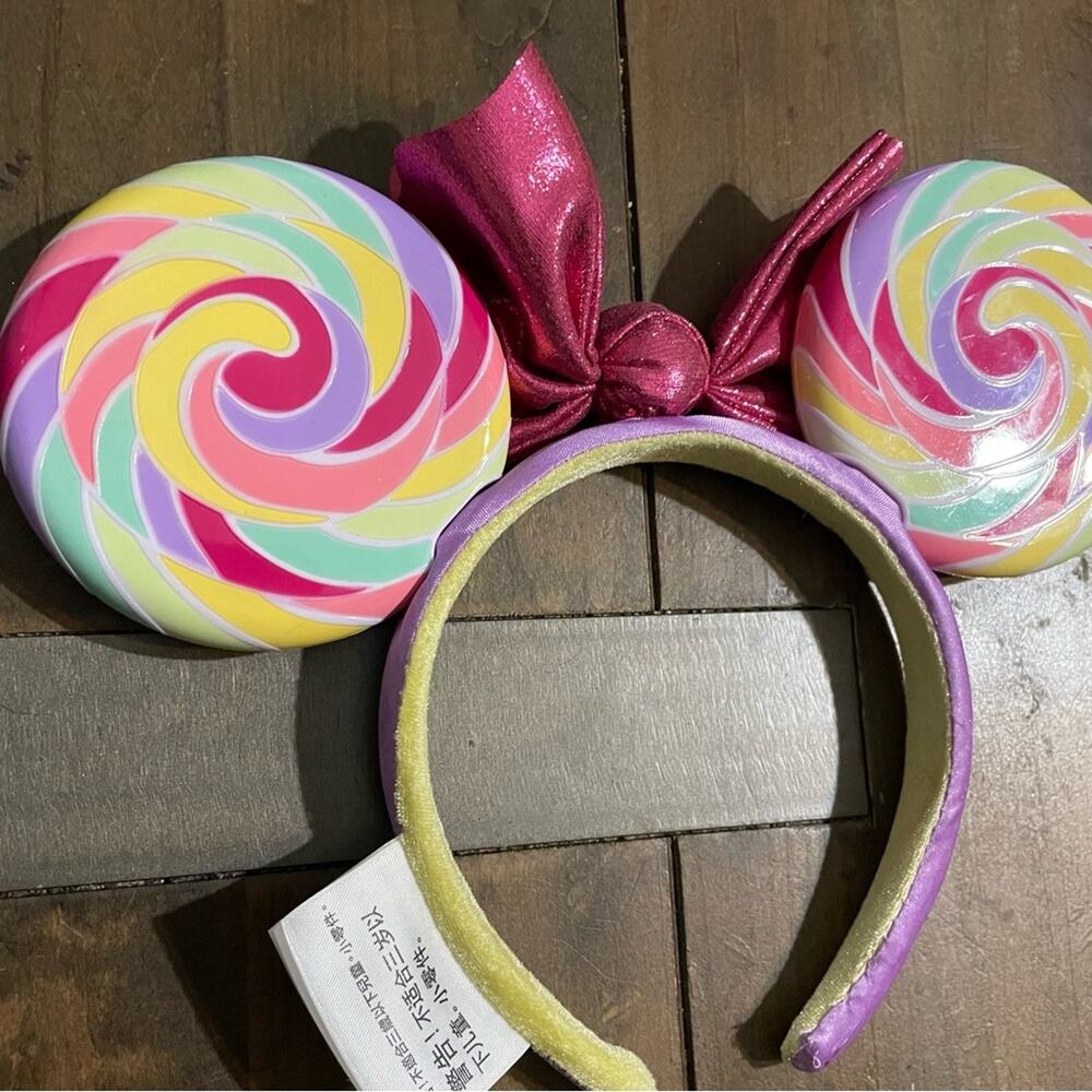 Disney parks Minnie ears…set or separates